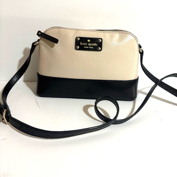 Kate Spade Elegant Black and Cream Crossbody - Picture 3 of 9